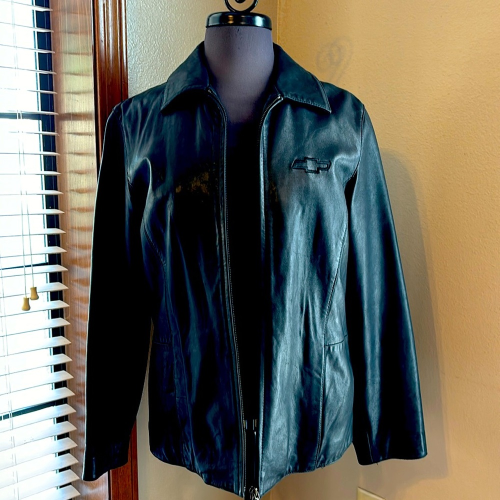 Women’s 100% leather jacket